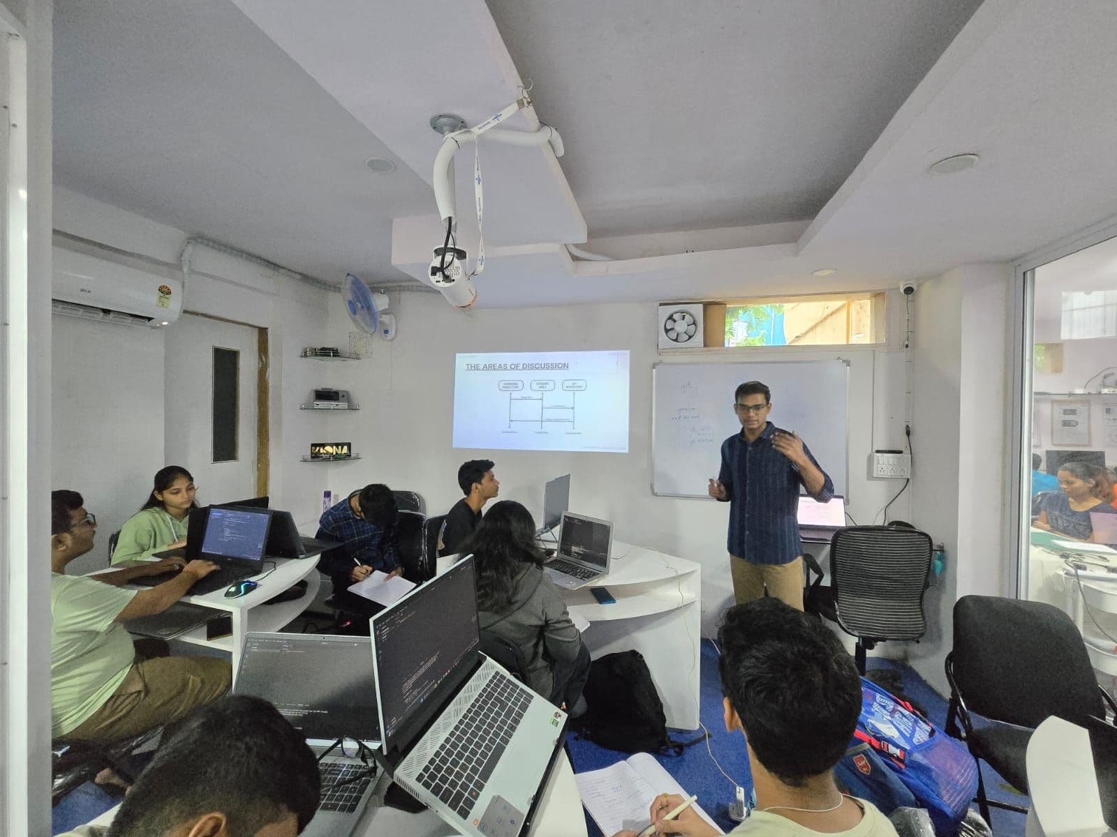 [WORKSHOP] Git and GitHub Essentials - Photo 1