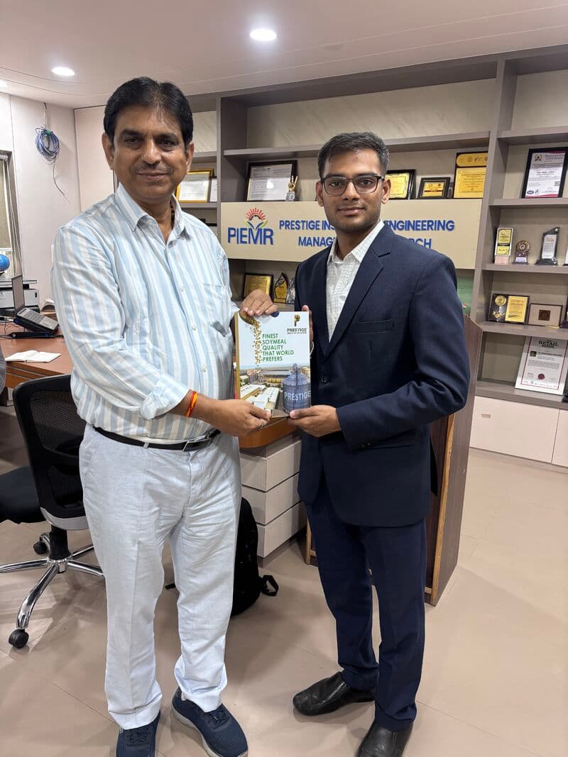 [FACULTY DEVELOPMENT PROGRAM] Introduction to Augmented Reality and Virtual Reality - Photo 3